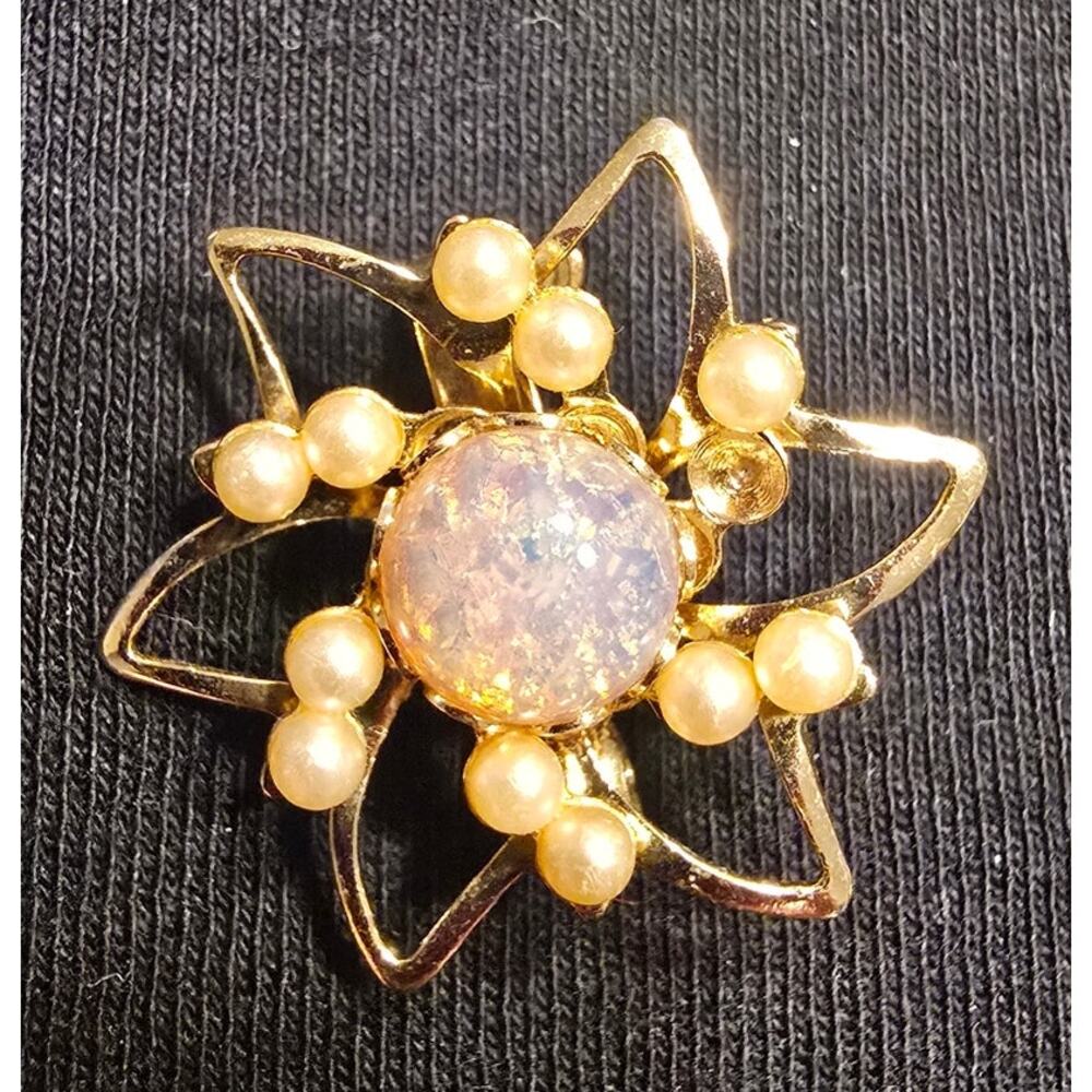 Sarah Coventry Opal Star Vintage Brooch